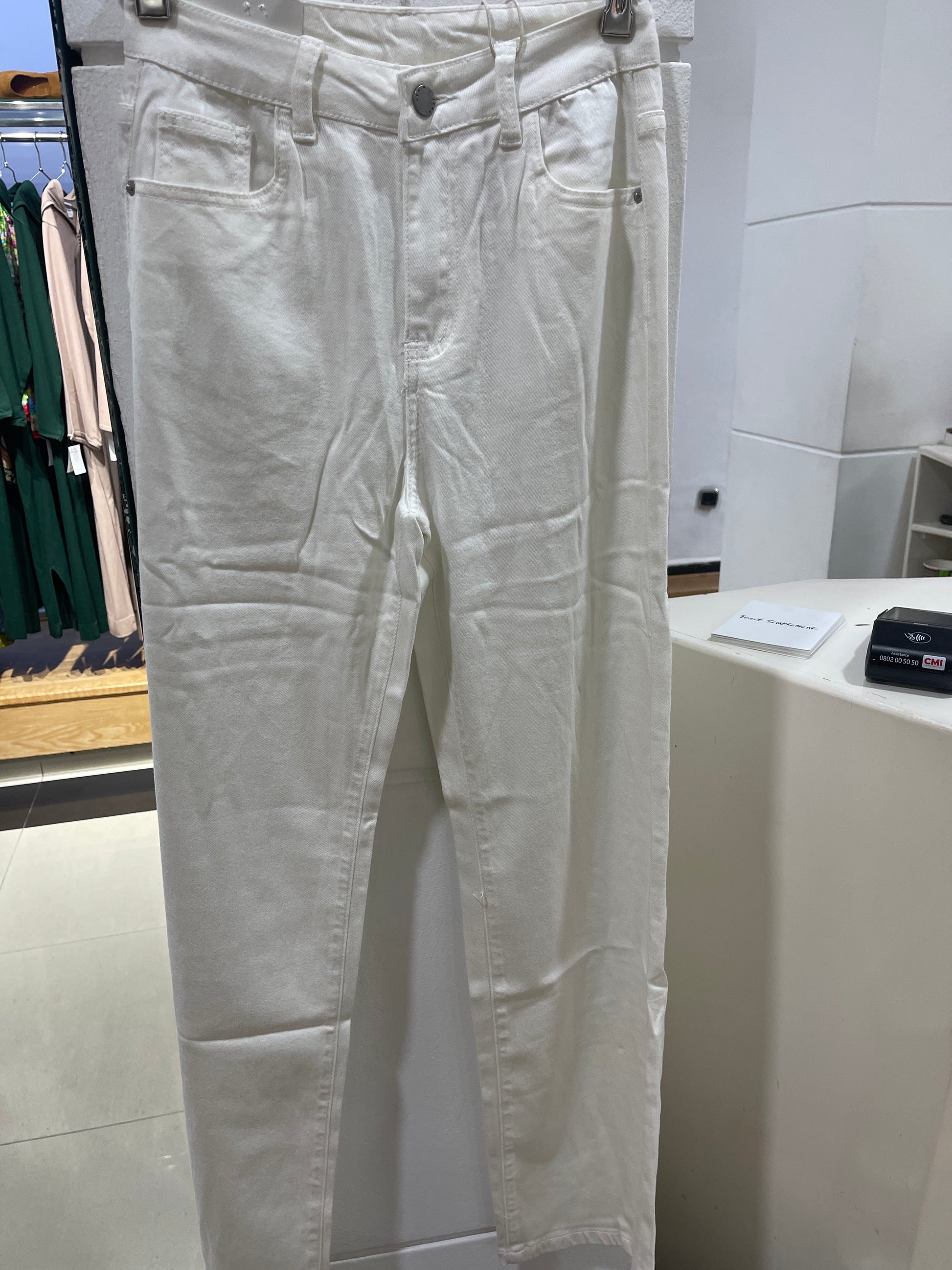 DENIMORA JEANS