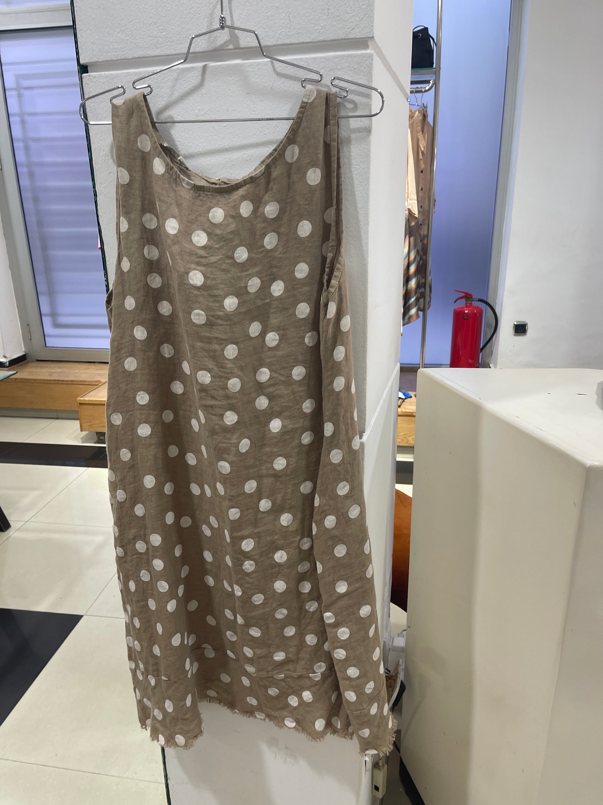VADIM ROBE