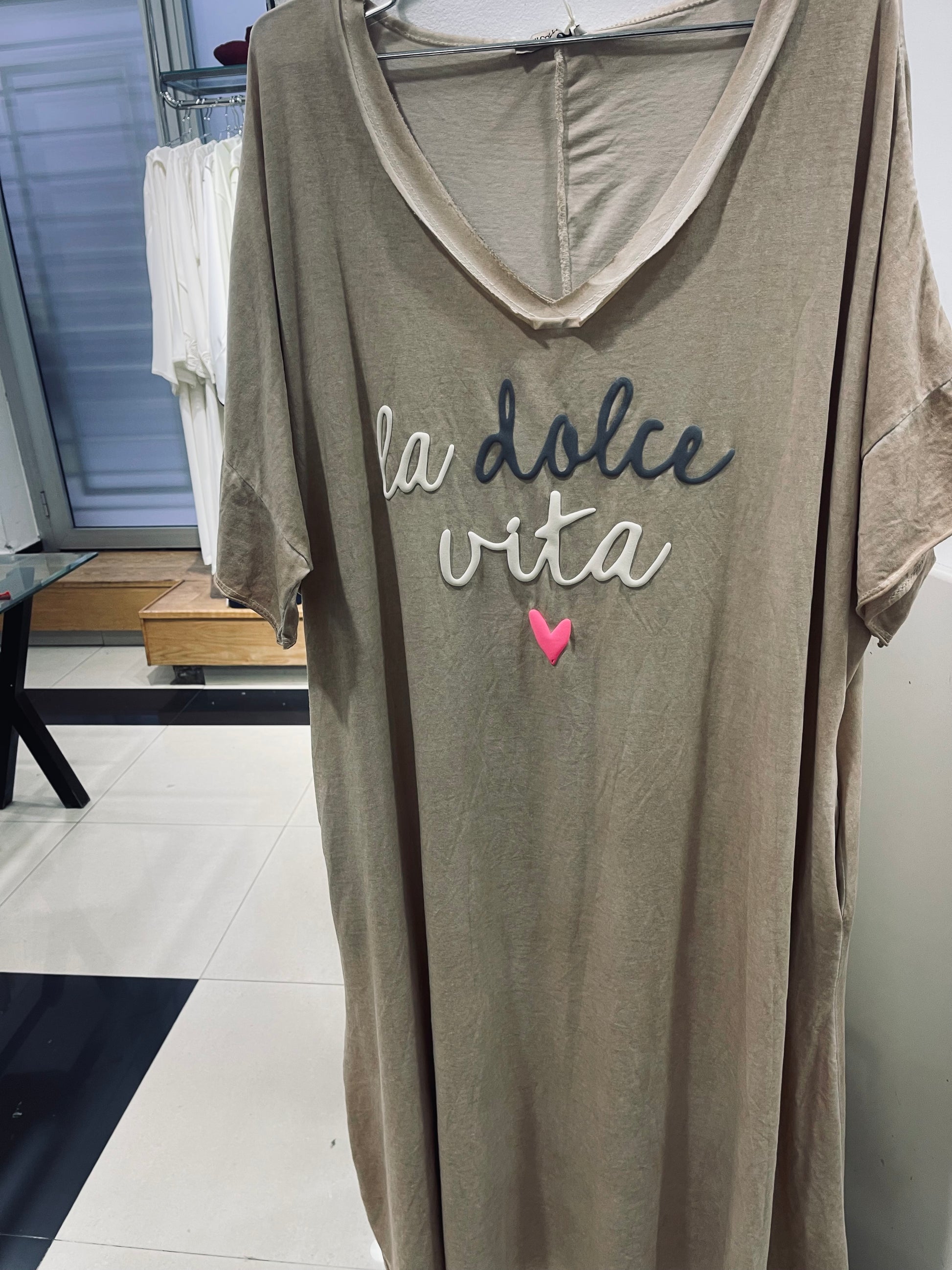 FARIHA ROBE