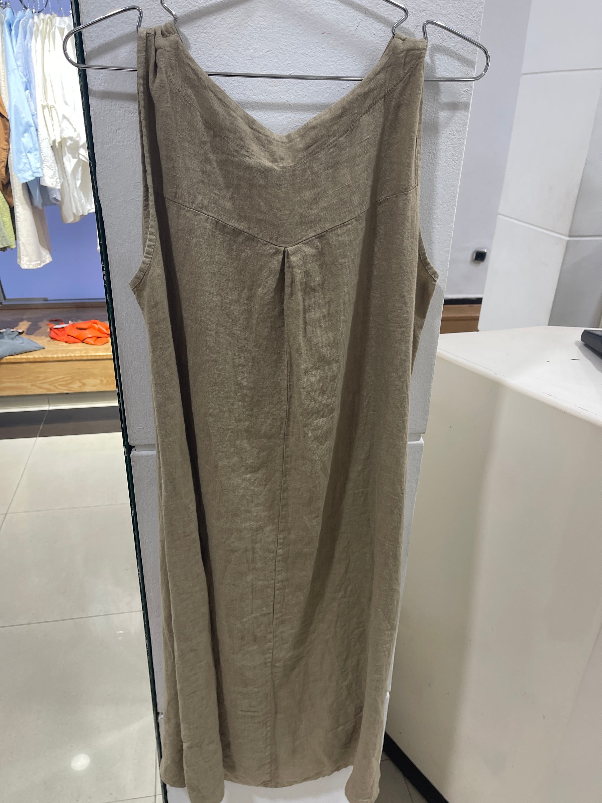 JEANNE ROBE
